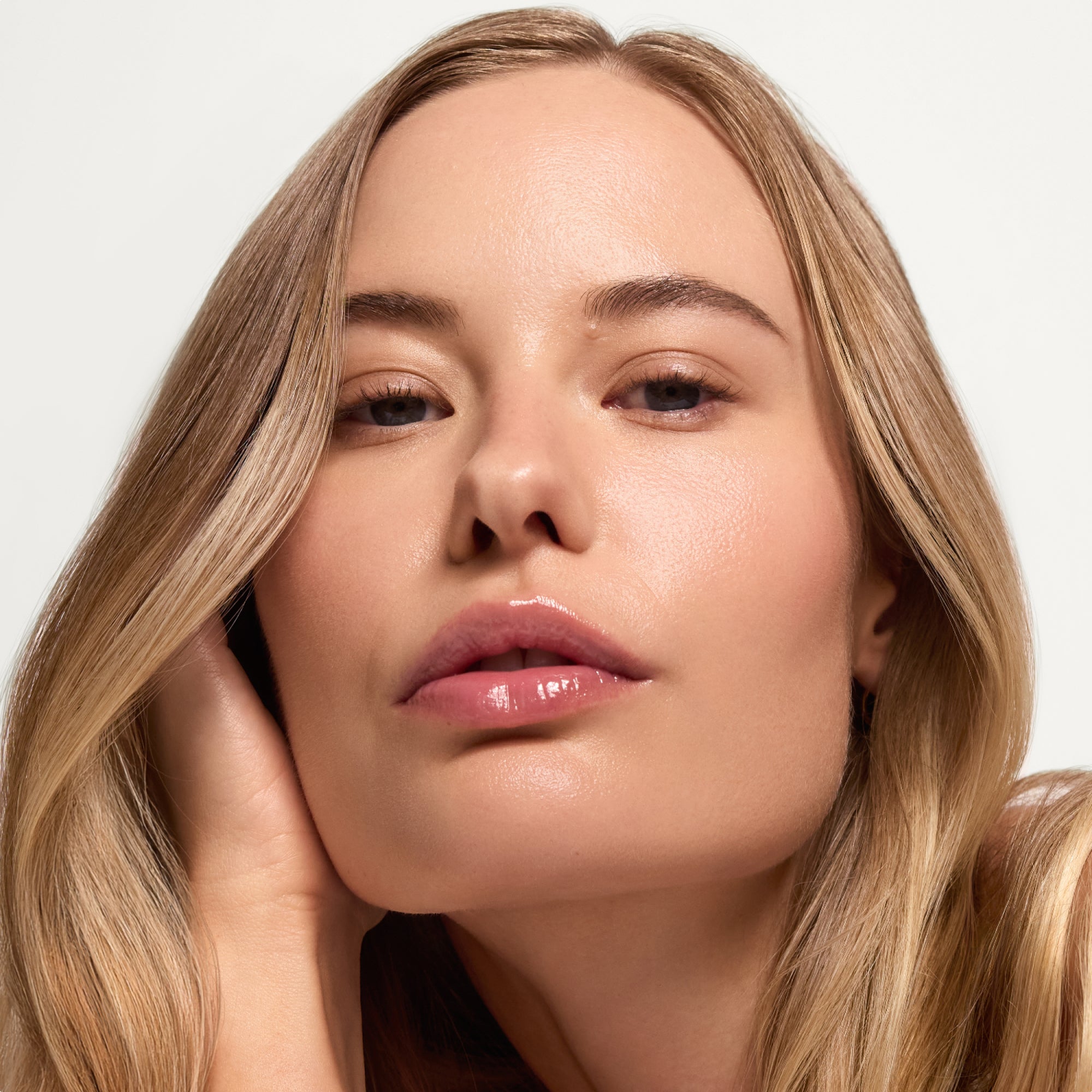 Sheer Skin Tint - 图片 33